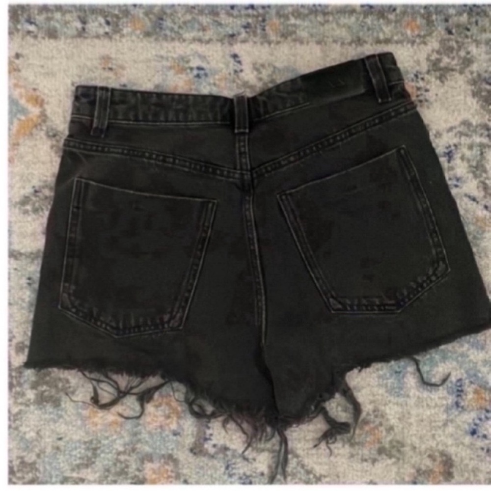 Zara Black Denim Shorts - Picture 4 of 5